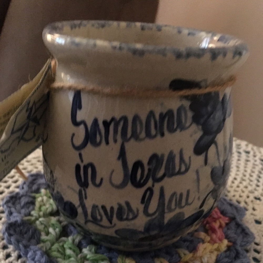 Clay container - Picture 3 of 6